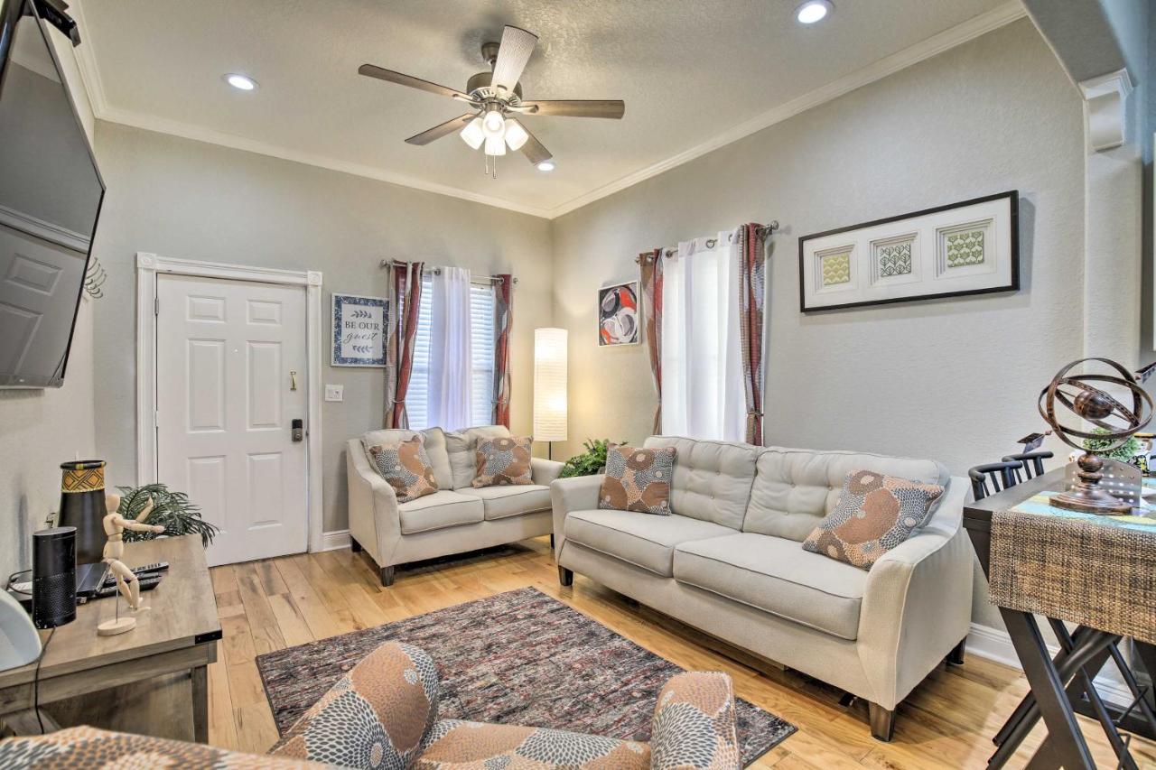 Updated Ybor City House With Fenced Yard Тампа Экстерьер фото
